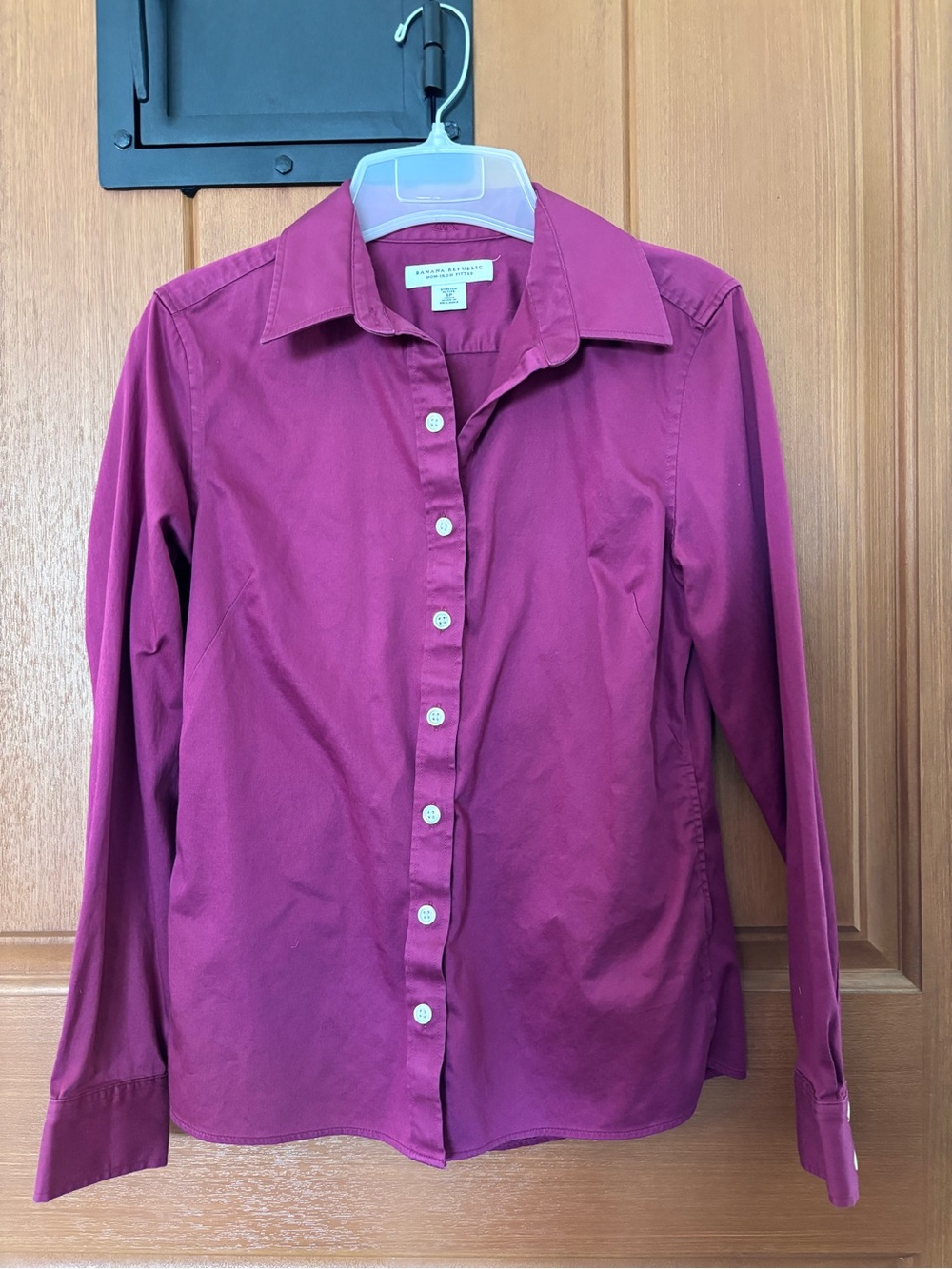 Banana Republic Women's Button-Down Shirt — Magenta